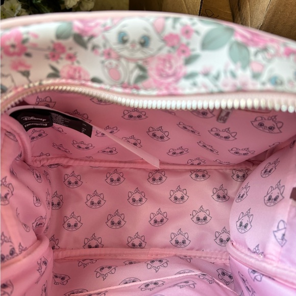Loungefly Aristocats Marie Floral Bag Disney - Picture 8 of 9